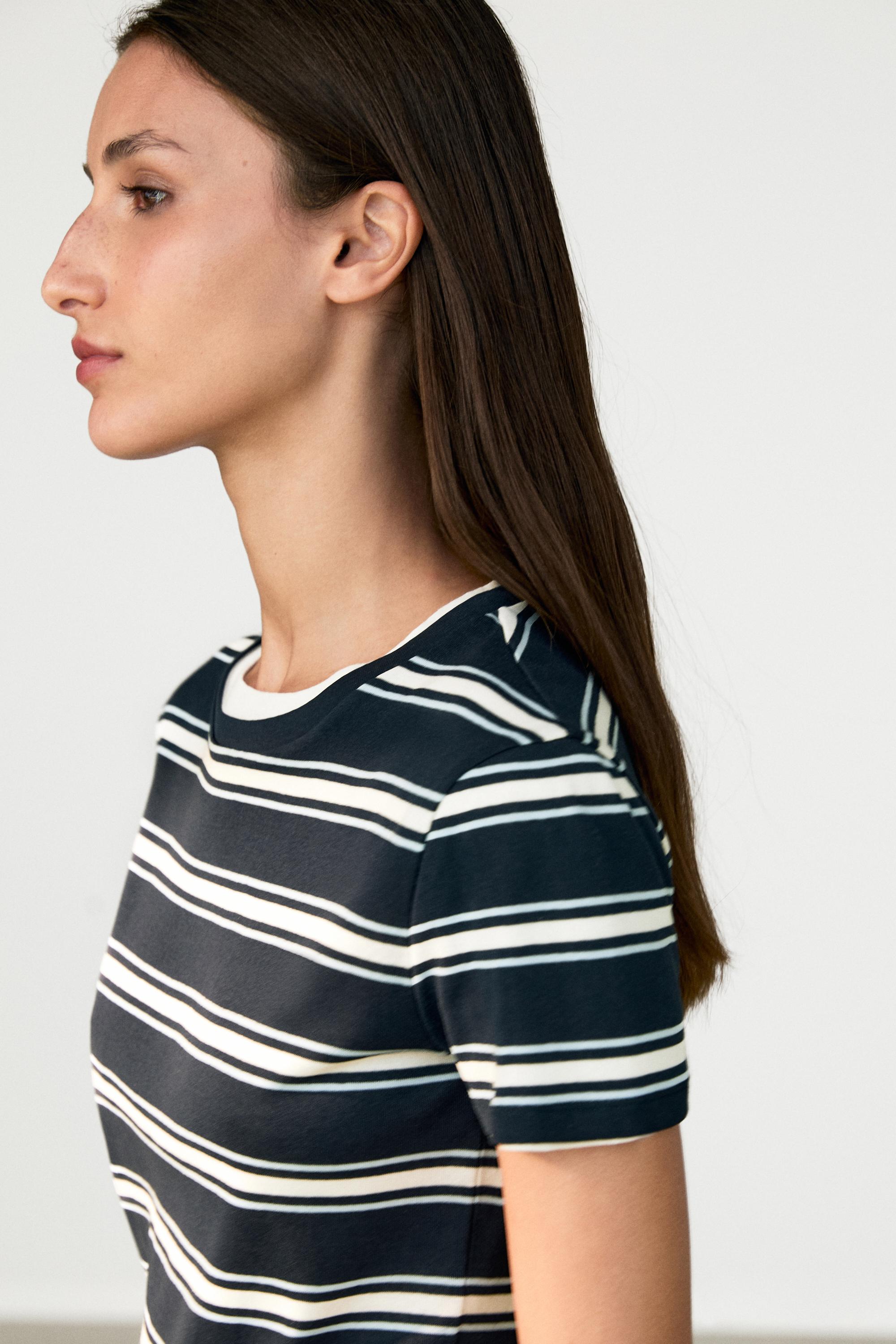 Double-layer striped short sleeve T-shirt